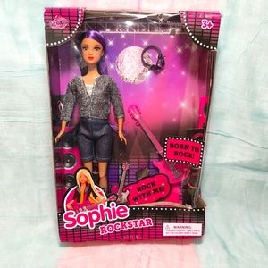 🍄Sophie Rockstar Poseable Fashion Doll